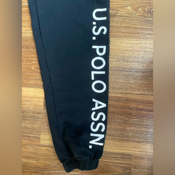 US Polo ASSN jogger sweatpants! Never worn! - Picture 2 of 4
